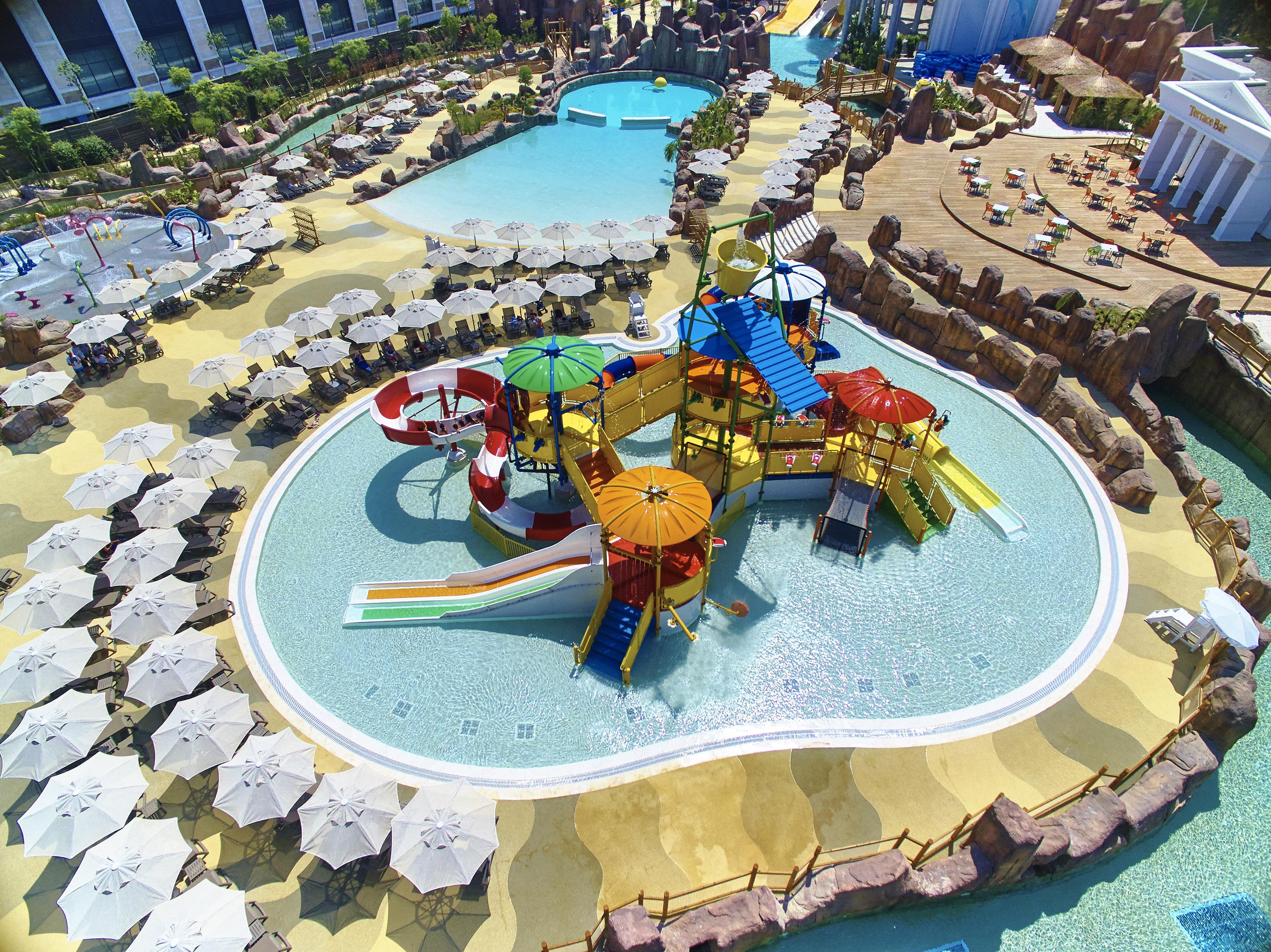 The Land Of Legends Kingdom Hotel - All-In Concept Belek Exterior foto The Atlantis Paradise Island water park