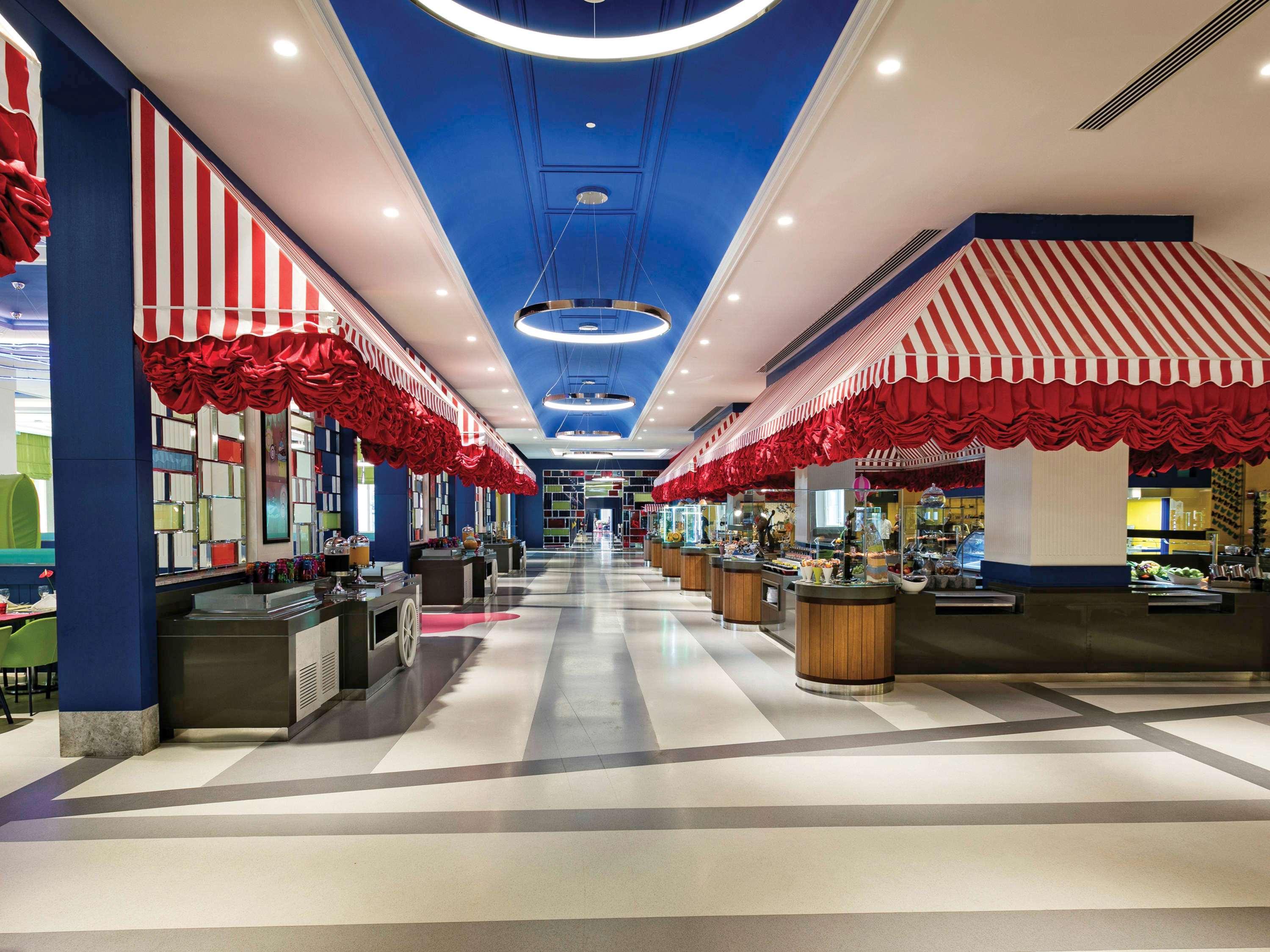 The Land Of Legends Kingdom Hotel - All-In Concept Belek Exterior foto The interior of the hotel