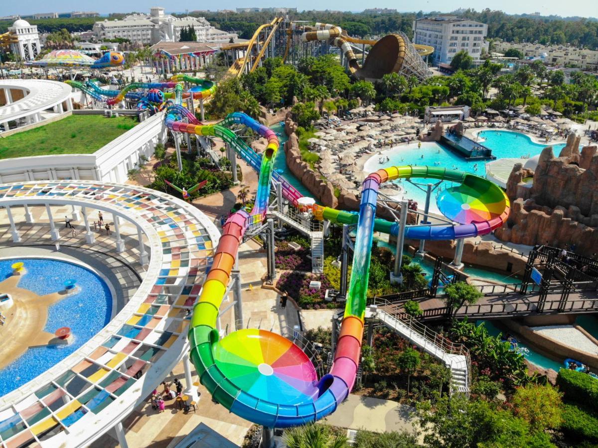 The Land Of Legends Kingdom Hotel - All-In Concept Belek Exterior foto Aerial view of the water park